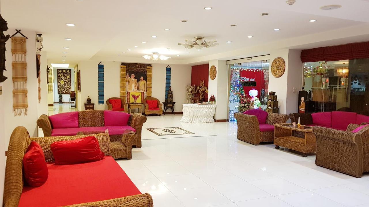 Win Place Hotel Τσιάνγκ Μάι Εξωτερικό φωτογραφία